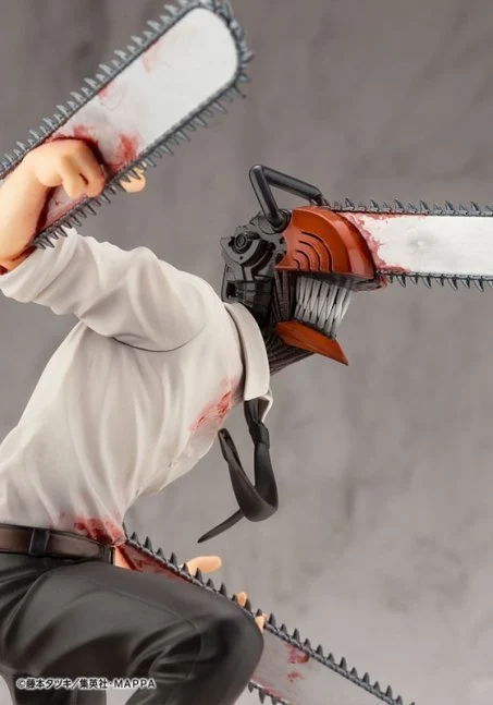 ARTFX Chainsaw Man Denji Figure Side View