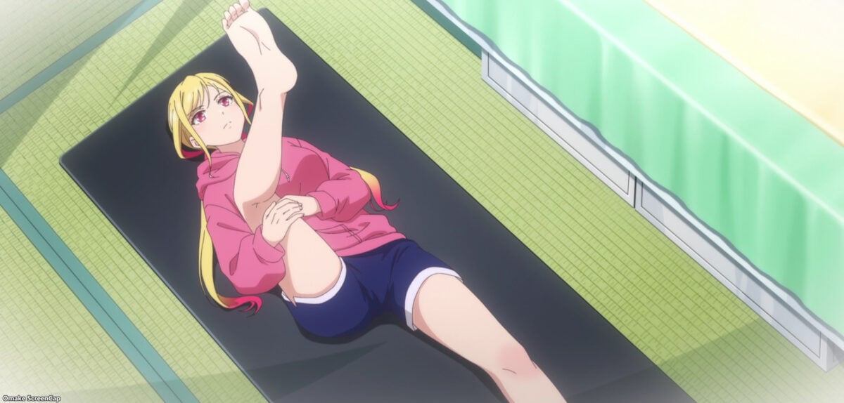 Sawaranaide Kotesashi Kun Episode 11 Aroma Stretches Hamstring