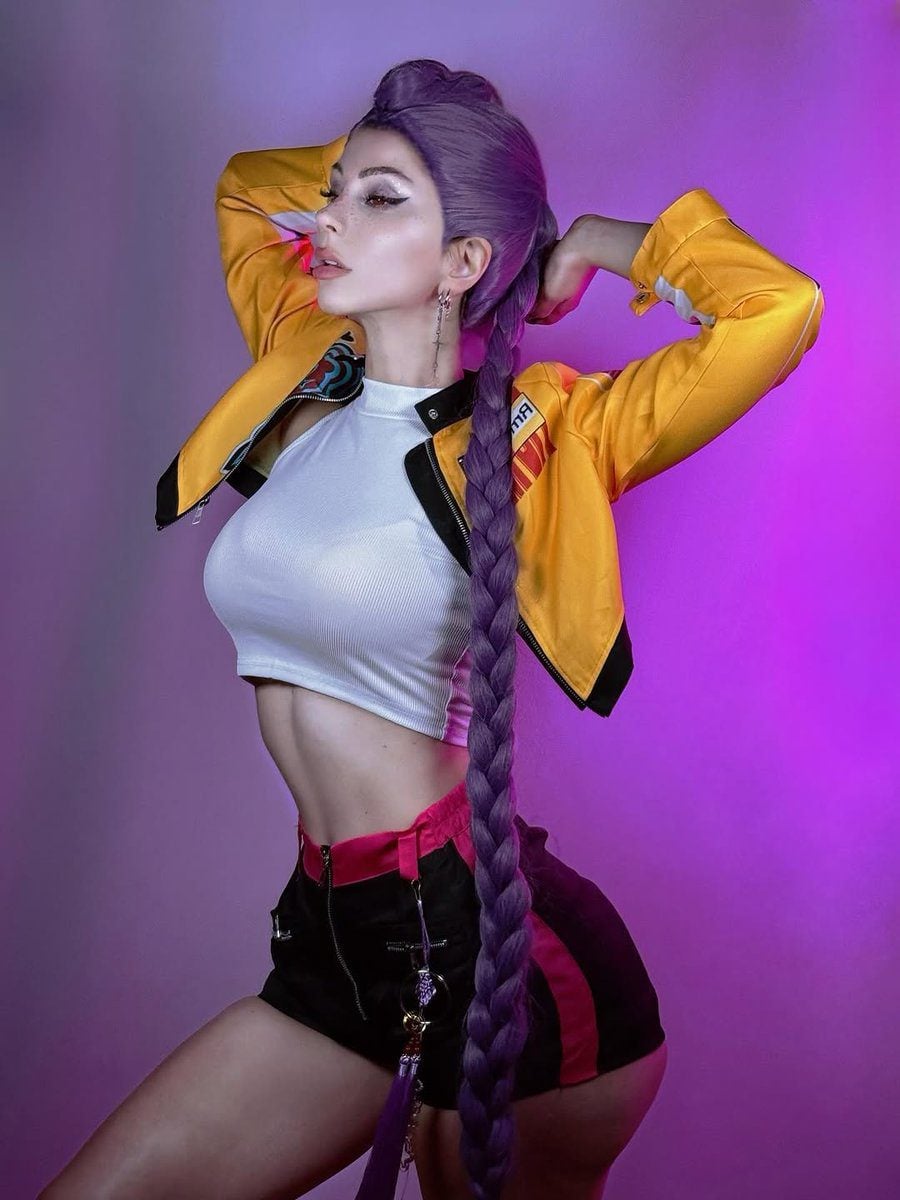 Eugenia Bellomia Rumi Cosplay