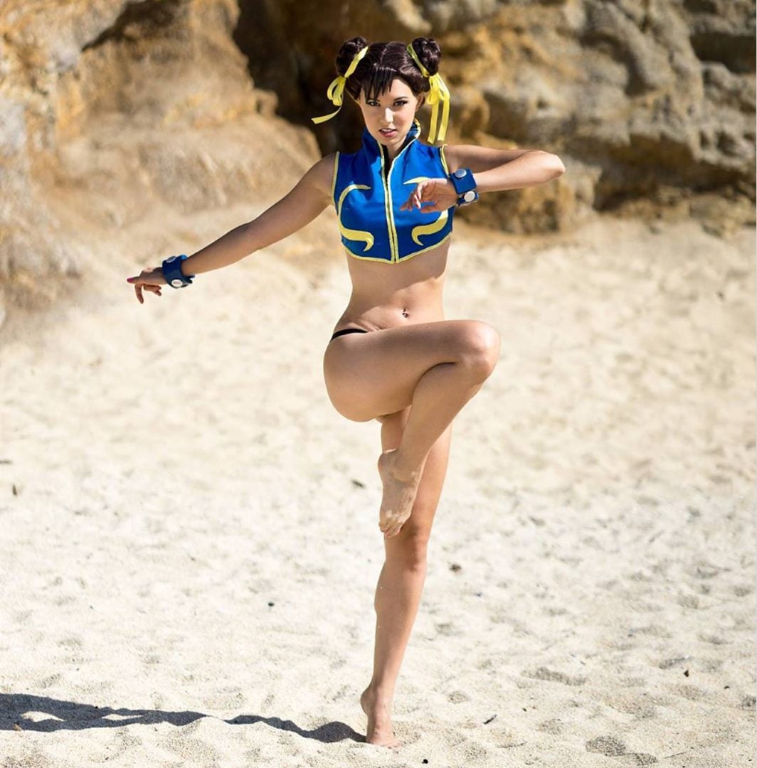 Robin Art And Cosplay Chun Li Cosplay 1