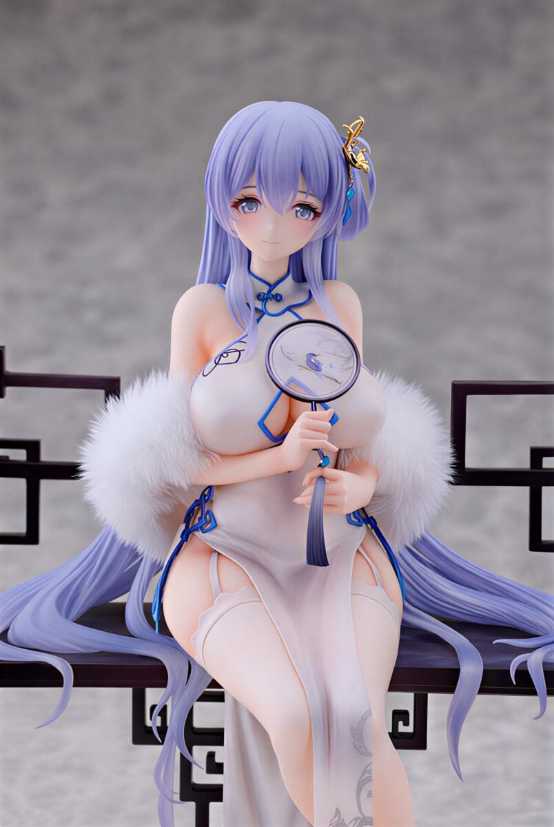 Alphamax Azur Lane Rodney Figure 01