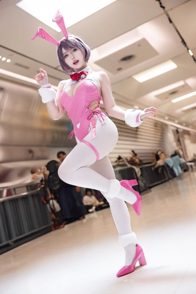 Misaki Cosplayer Milk Blooming Bunny 4