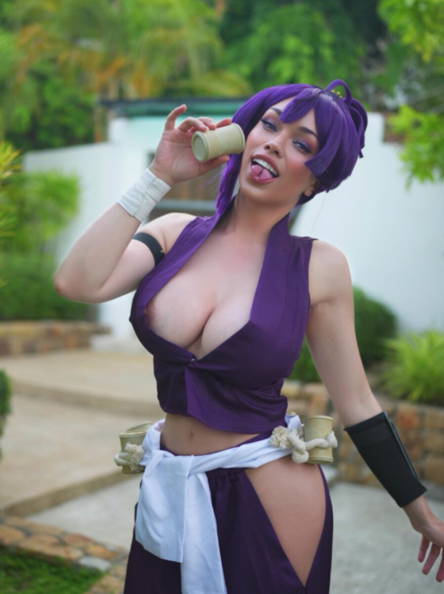 Octokuro's cos has a little treat for the observant—or is that kunoichi trickery at its best?