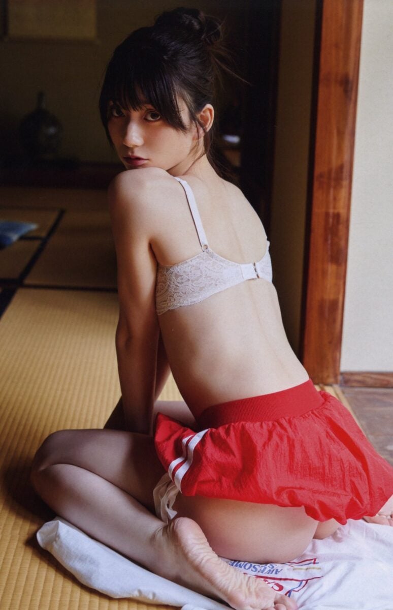 Kanna In A Frilly Skirt